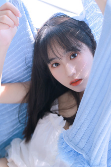 年幼的嫂子